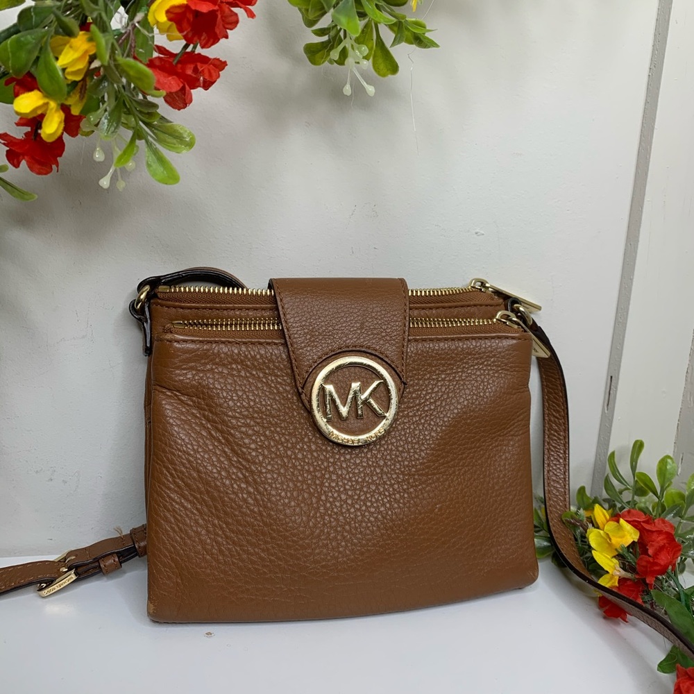 Michael Kors Fulton Wallet Crossbody